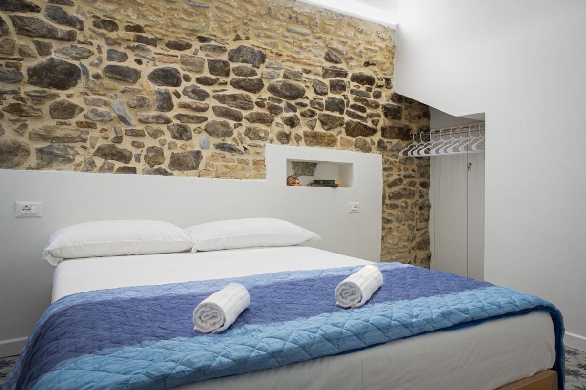 Insapria, Caressa De Mae Apartment Bordighera Bagian luar foto